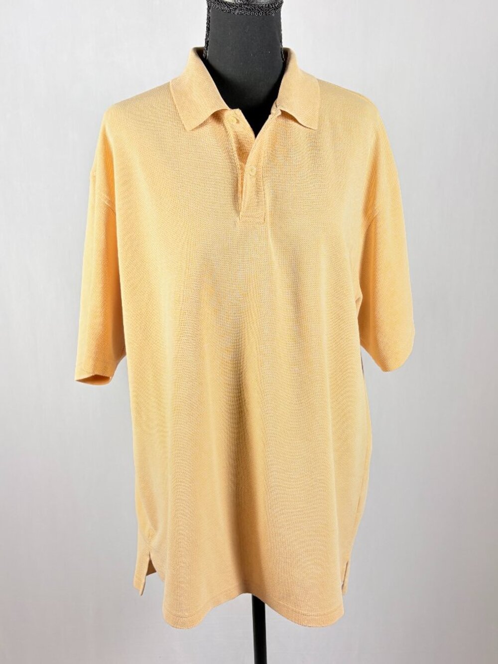 Izod | Solid Pique Polo Shirt | Men’s L | Pale Yellow Short Sleeve Golf Casual